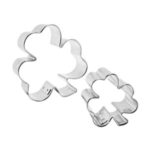 2 Piece Shamrock Cookie Cutter Set